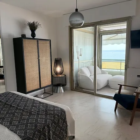 Apartment Studio2 With Sea View - French Riviera Retreat *