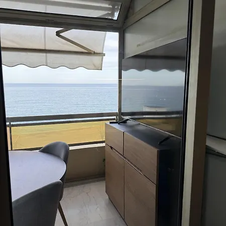 Studio2 With Sea View - French Riviera Retreat Apartment *