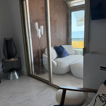 Studio2 With Sea View - French Riviera Retreat Villeneuve-Loubet