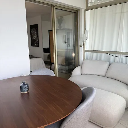 Apartment Studio2 With Sea View - French Riviera Retreat