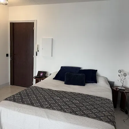 Apartment Studio2 With Sea View - French Riviera Retreat *